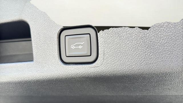 Photo of 2026 Ebony Twilight Metallic GMC Acadia