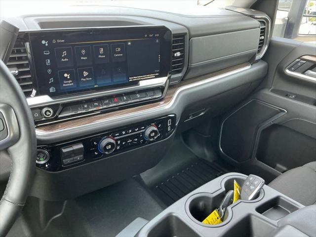 Photo of 2024 Summit White Chevrolet Silverado 2500