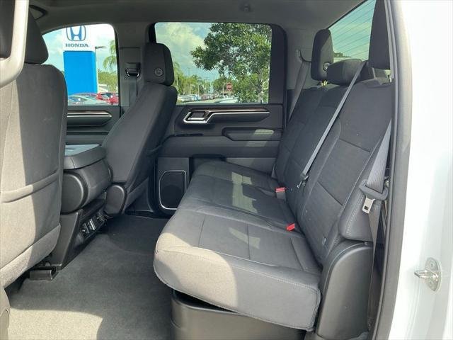 Photo of 2024 Summit White Chevrolet Silverado 2500