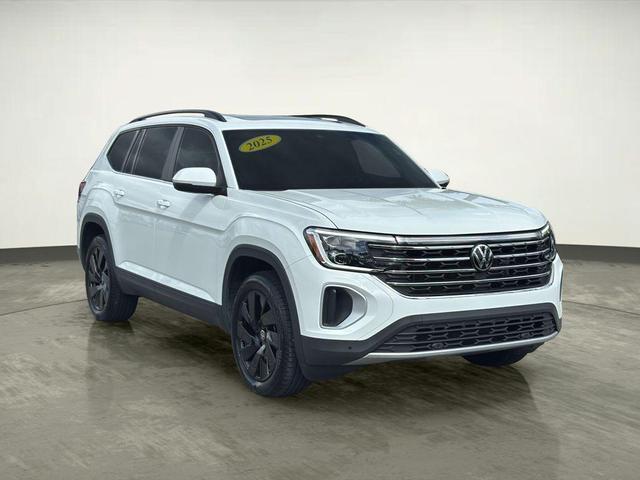 Photo of 2025  Volkswagen Atlas