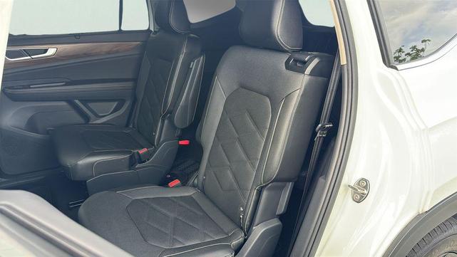 Photo of 2025  Volkswagen Atlas