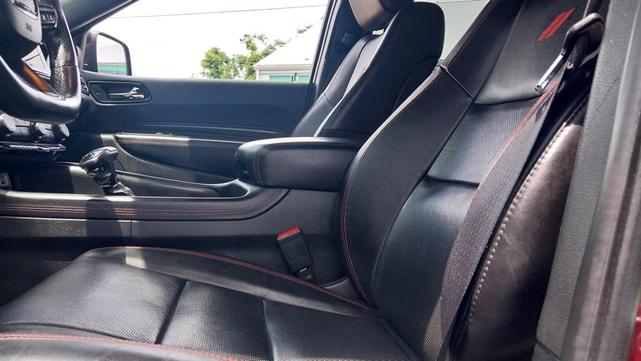 Photo of 2023 Octane Red Pearlcoat Dodge Durango