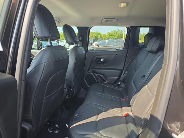 Photo of 2022 Black Clearcoat Jeep Renegade