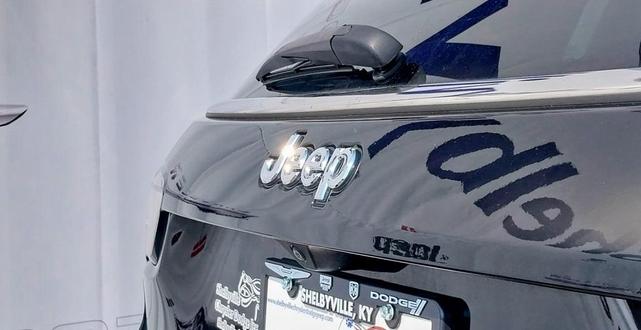 Photo of 2022 Diamond Black Jeep Compass