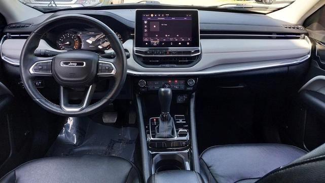 Photo of 2022 Diamond Black Jeep Compass