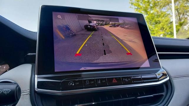 Photo of 2022 Diamond Black Jeep Compass