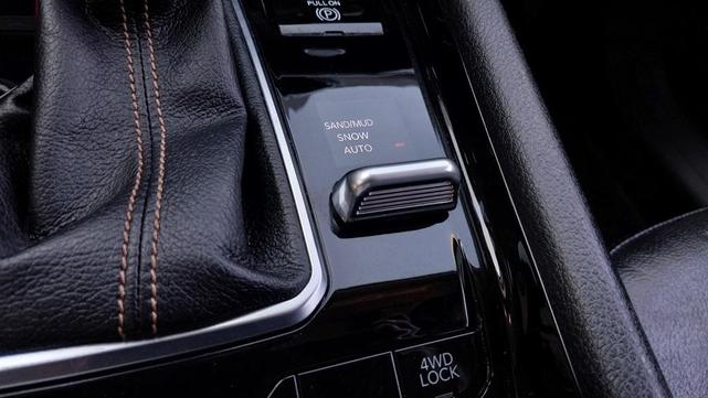 Photo of 2022 Diamond Black Jeep Compass