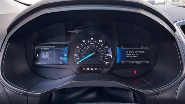 Photo of 2022 Green Metallic Ford Edge