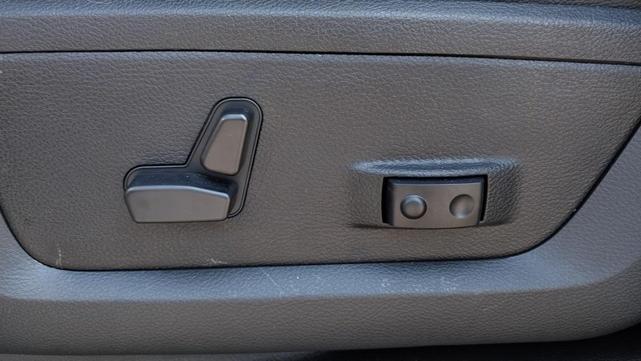 Photo of 2025 Diamond Black RAM 2500