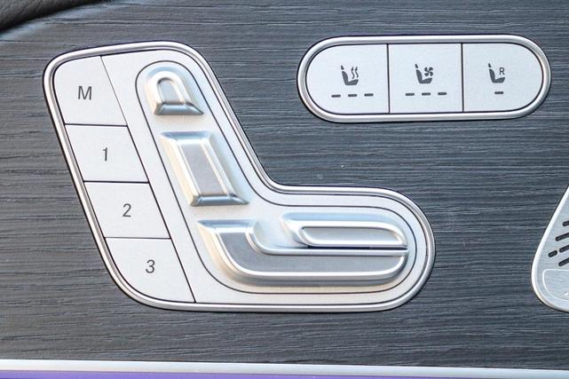 Photo of 2025 Polar White Mercedes-Benz GLE 450