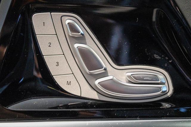Photo of 2025 Moonlight White Mercedes-Benz G-Class