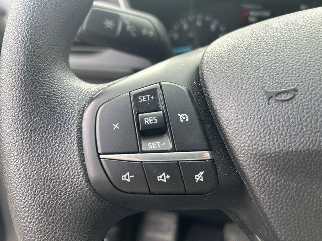 Photo of 2022 Iconic Silver Metallic Ford Escape