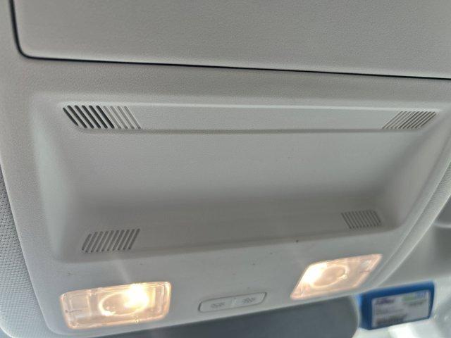 Photo of 2022 Iconic Silver Metallic Ford Escape