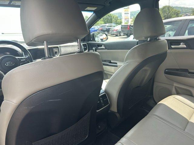 Photo of 2020 Black Cherry Pearl Kia Sportage