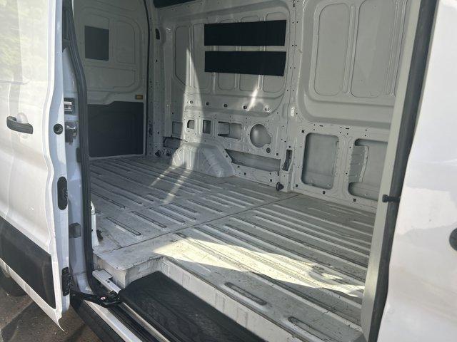 Photo of 2023  Ford Transit-250