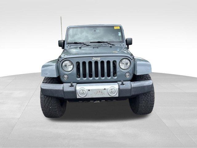 Photo of 2015 Anvil Clearcoat Jeep Wrangler Unlimited