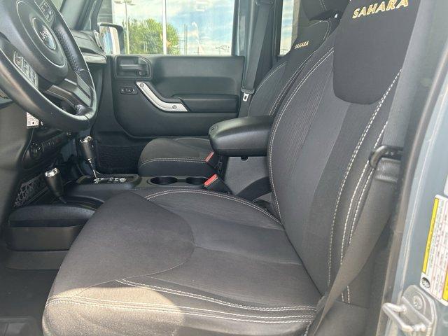 Photo of 2015 Anvil Clearcoat Jeep Wrangler Unlimited