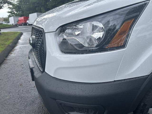 Photo of 2025 White Ford Transit-250