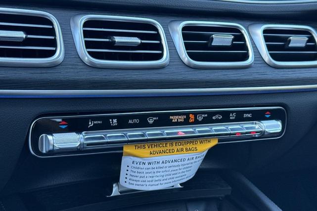 Photo of 2026 Black Mercedes-Benz GLE 450