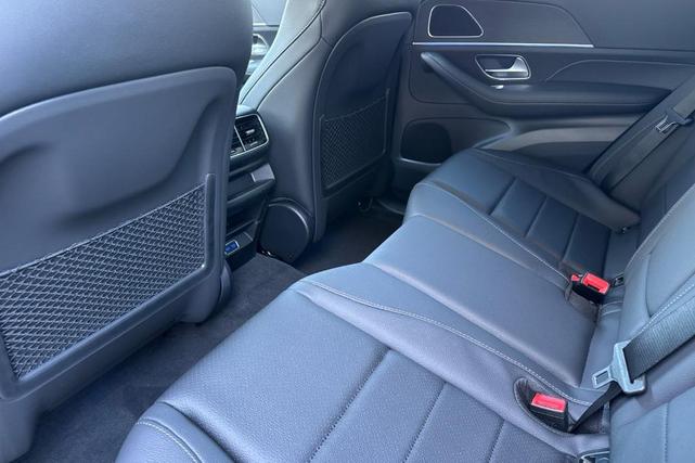 Photo of 2026 Black Mercedes-Benz GLE 450