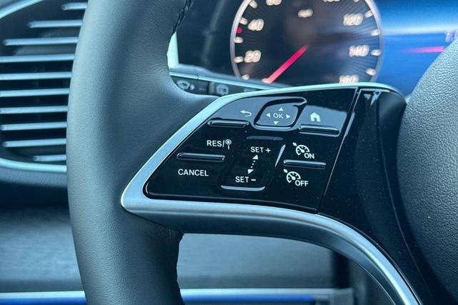 Photo of 2026 Black Mercedes-Benz GLE 450