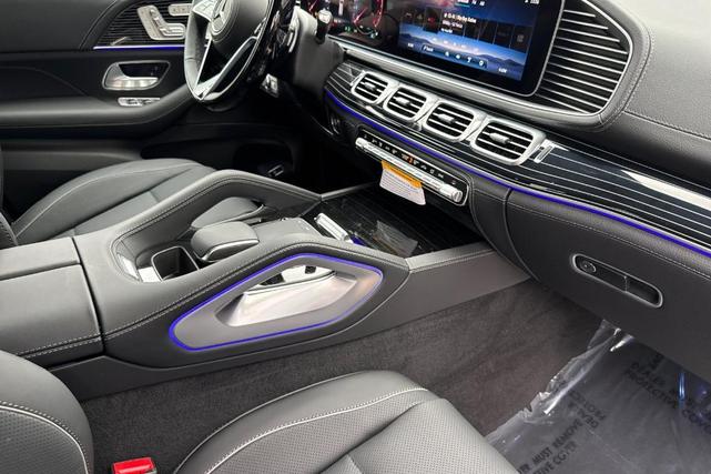 Photo of 2026 Obsidian Black Mercedes-Benz GLE 450