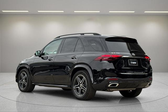 Photo of 2026 Obsidian Black Mercedes-Benz GLE 450