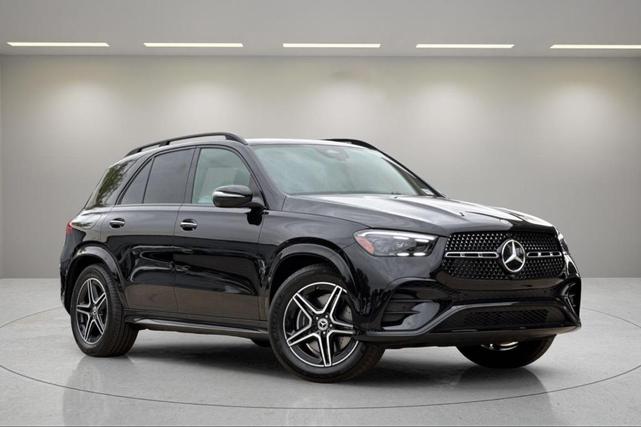Photo of 2026 Obsidian Black Mercedes-Benz GLE 450
