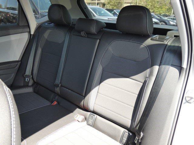 Photo of 2024 Pyrite Silver Metallic Volkswagen Taos