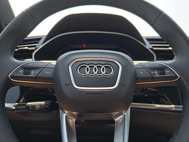 Photo of 2025 Mythos Black Metallic Audi Q3