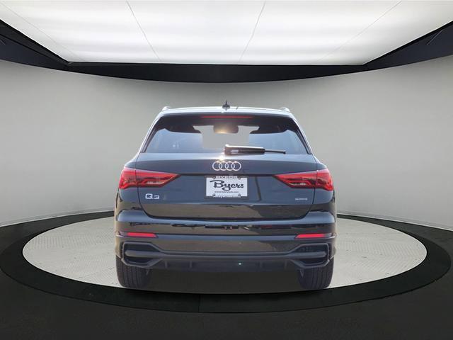 Photo of 2025 Mythos Black Metallic Audi Q3