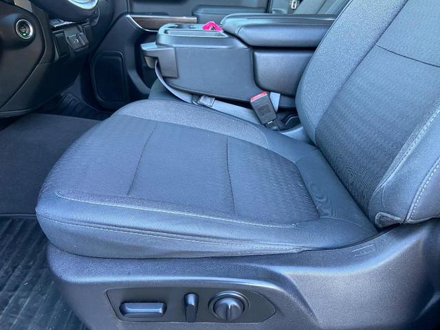 Photo of 2019 Northsky Blue Metallic Chevrolet Silverado 1500