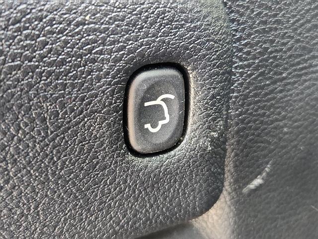 Photo of 2021 Sangria Metallic Clearcoat Jeep Grand Cherokee