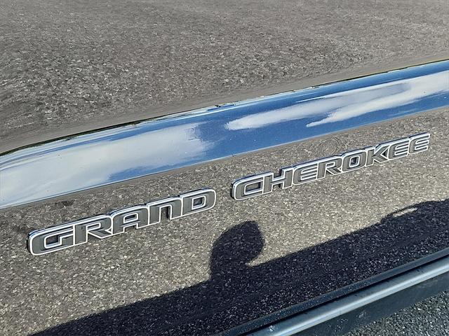 Photo of 2021 Sangria Metallic Clearcoat Jeep Grand Cherokee