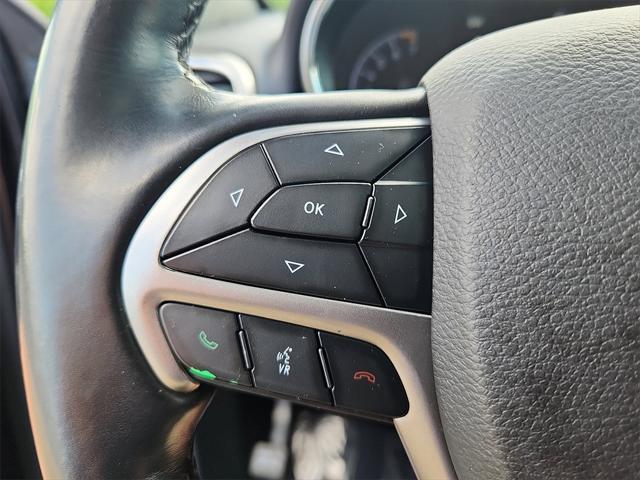 Photo of 2021 Sangria Metallic Clearcoat Jeep Grand Cherokee