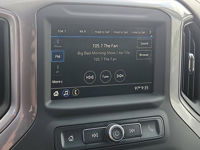 Photo of 2019 Black Chevrolet Silverado 1500