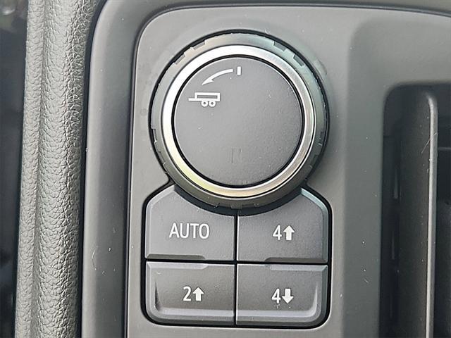 Photo of 2019 Black Chevrolet Silverado 1500