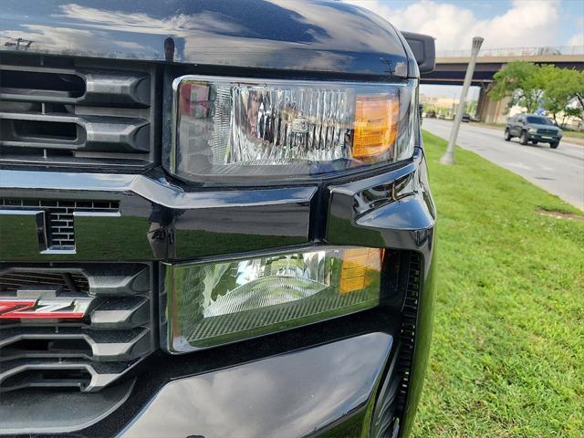 Photo of 2019 Black Chevrolet Silverado 1500