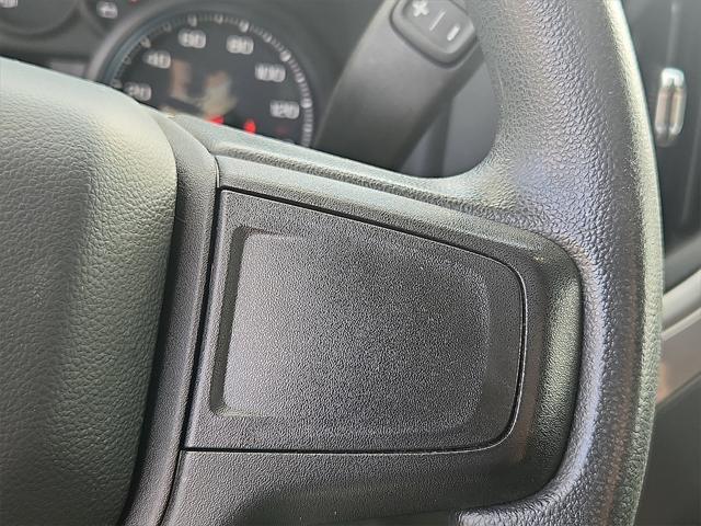 Photo of 2019 Black Chevrolet Silverado 1500