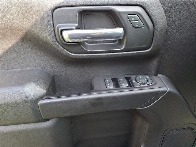 Photo of 2019 Silver Ice Metallic Chevrolet Silverado 1500