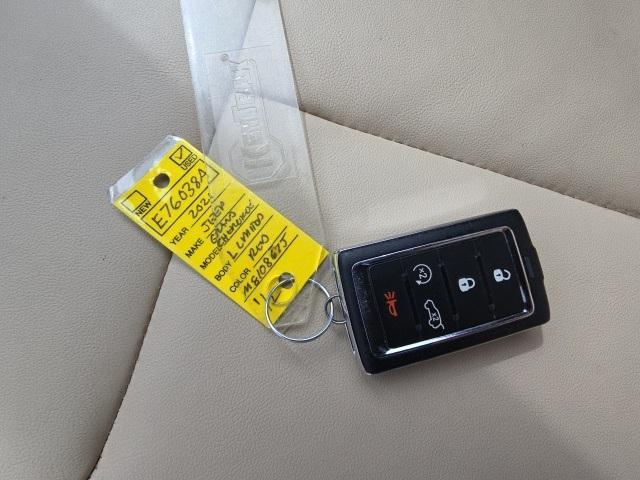 Photo of 2021 Velvet Red Pearlcoat Jeep Grand Cherokee L