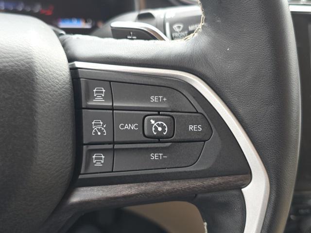 Photo of 2021 Velvet Red Pearlcoat Jeep Grand Cherokee L