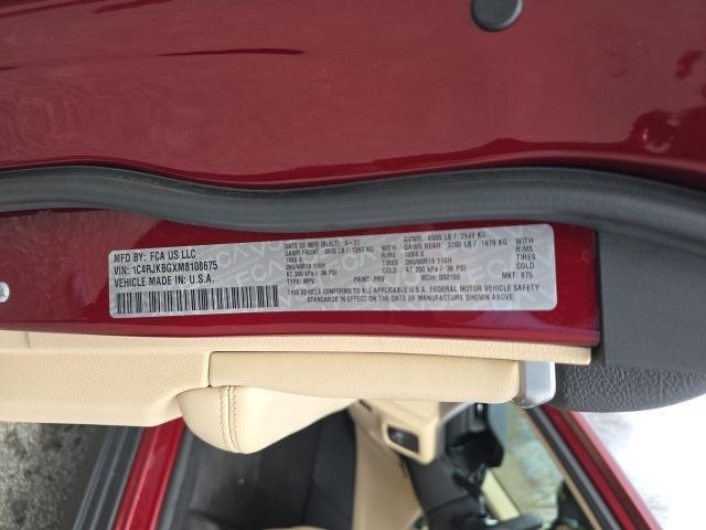 Photo of 2021 Velvet Red Pearlcoat Jeep Grand Cherokee L