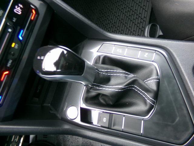 Photo of 2023 Deep Black Pearl Volkswagen Tiguan