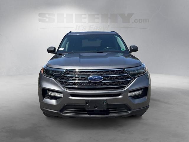 Photo of 2022 Carbonized Gray Metallic Ford Explorer
