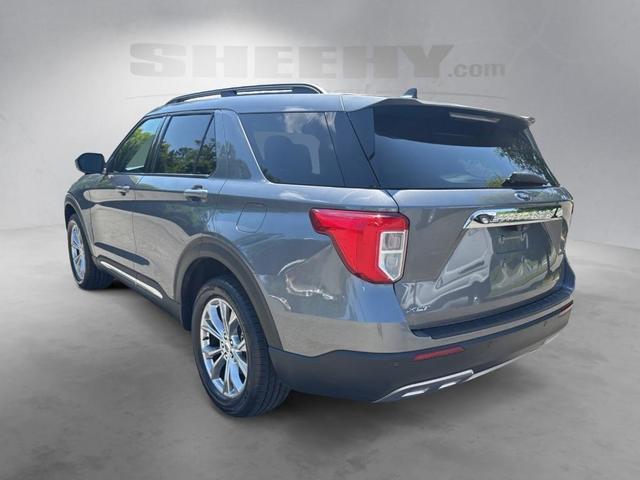 Photo of 2022 Carbonized Gray Metallic Ford Explorer