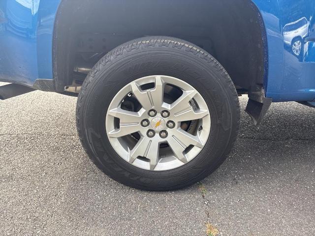 Photo of 2022 Bright Blue Metallic Chevrolet Colorado