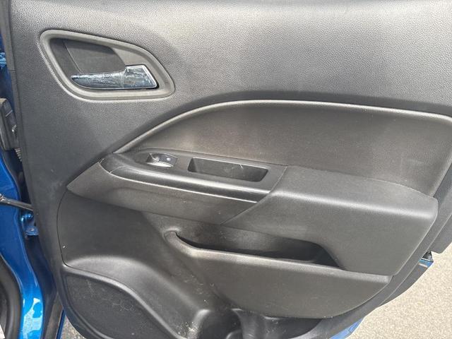 Photo of 2022 Bright Blue Metallic Chevrolet Colorado