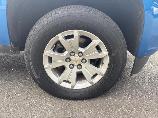 Photo of 2022 Bright Blue Metallic Chevrolet Colorado