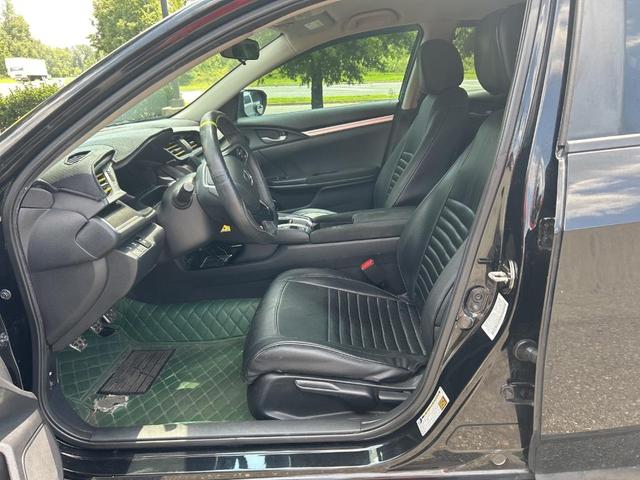 Photo of 2020 Crystal Black Pearl Honda Civic